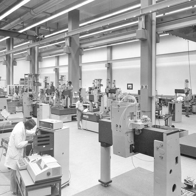 A „Finommérési részleget” átnevezték „Ipari méréstechnika (IMT)”-re.