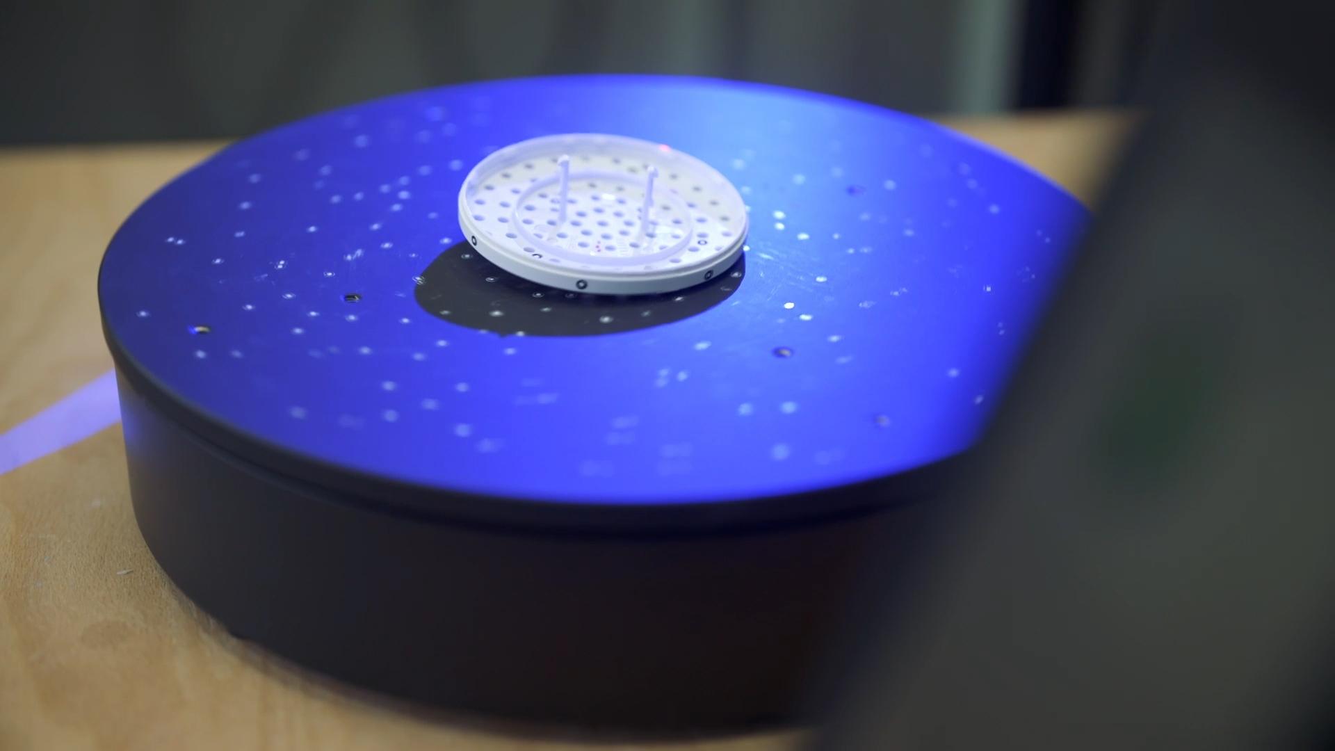 az optikai méréstechnikai rendszerrel digitalizálják, és az így előállt pontfelhőt a ZEISS Inspect Pro kiértékelőszoftverrel elemzik