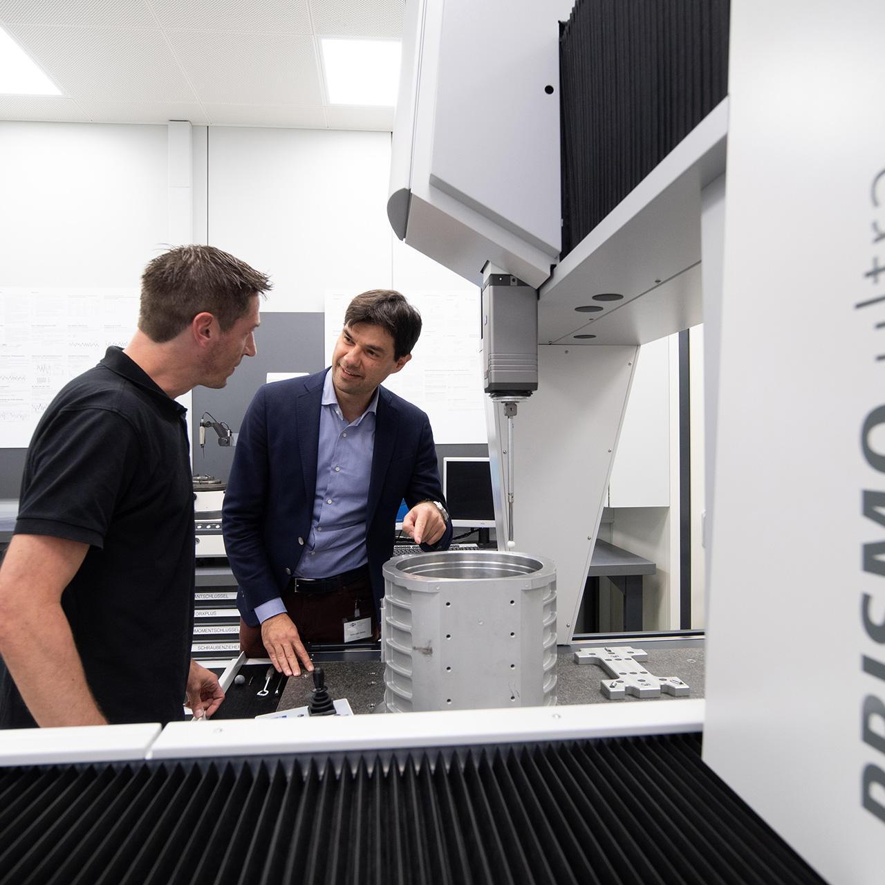 ZEISS PRISMO ultra használatban a MAPAL Dr. Kess KG vállalatnál