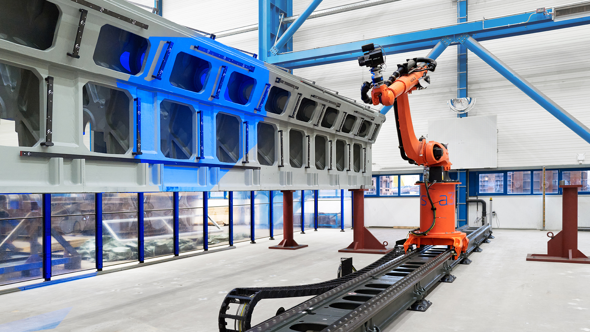 A ZEISS ATOS LRX az automatizált projektmérőcellában.