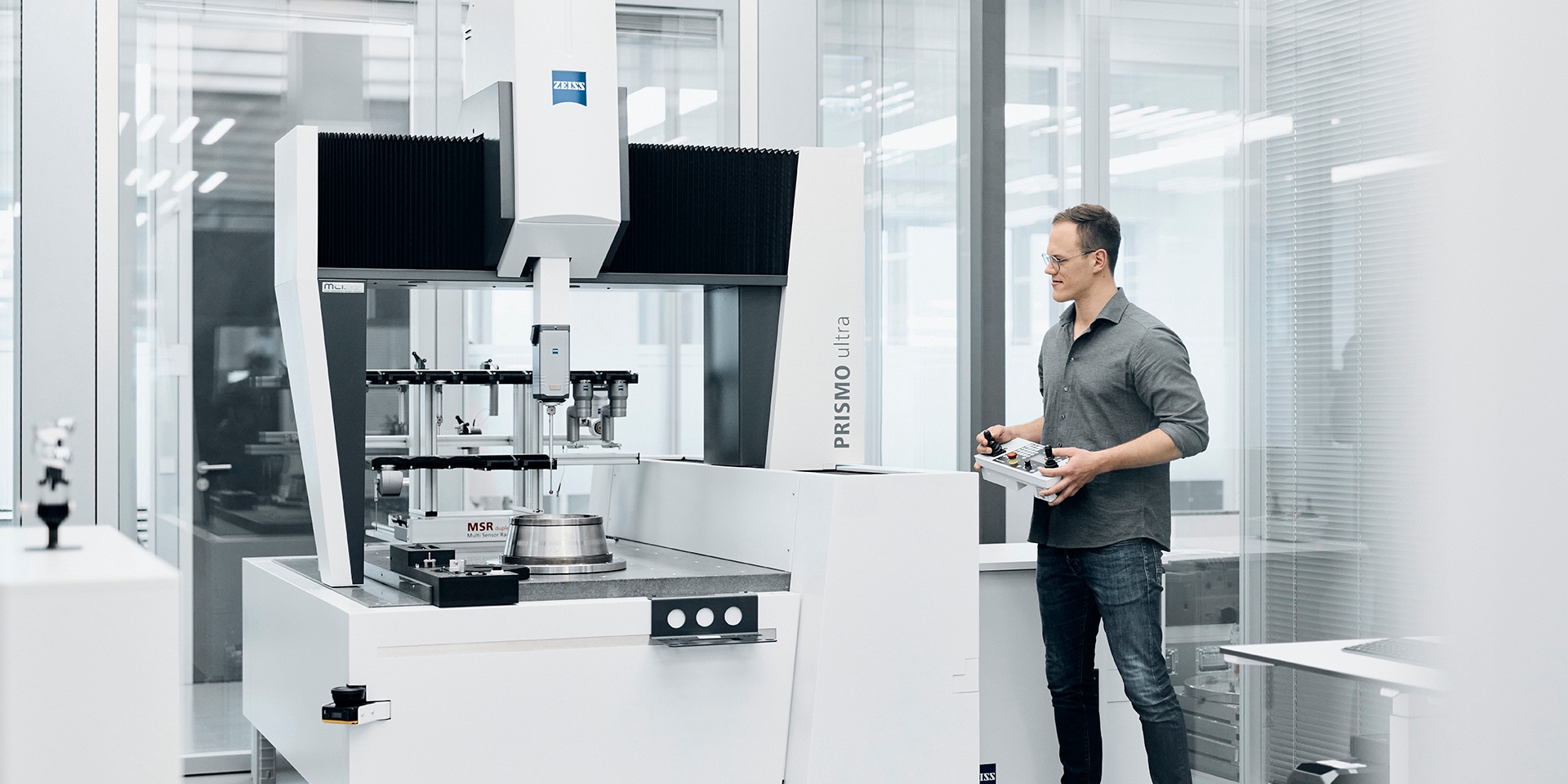 Új korszak kezdődik a ZEISS PRISMO ultrával