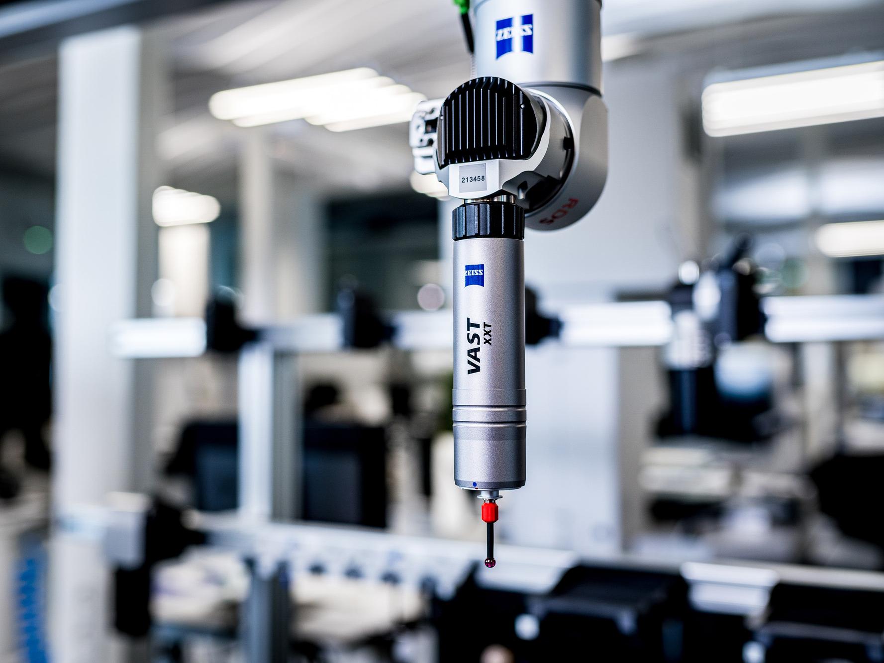 ZEISS VAST XXT mérőfej használat közben
