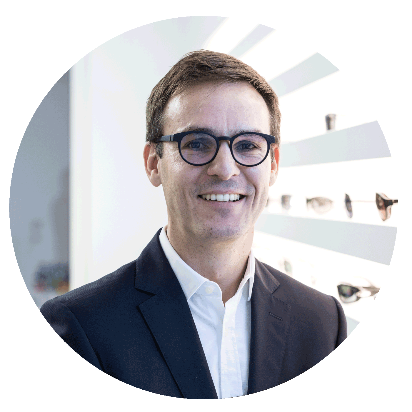Portré Sven Hermannról, a ZEISS Consumer Markets üzletágának vezérigazgatójáról. 