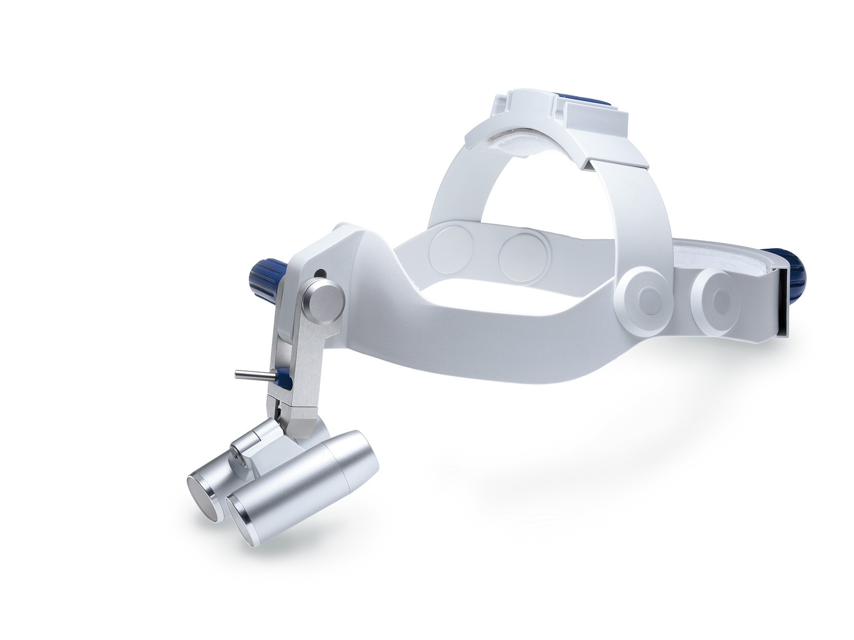 ZEISS fejlupék állítható fejpánttal. A telelupe-rendszer elforgatható rögzítéssel van felszerelve.